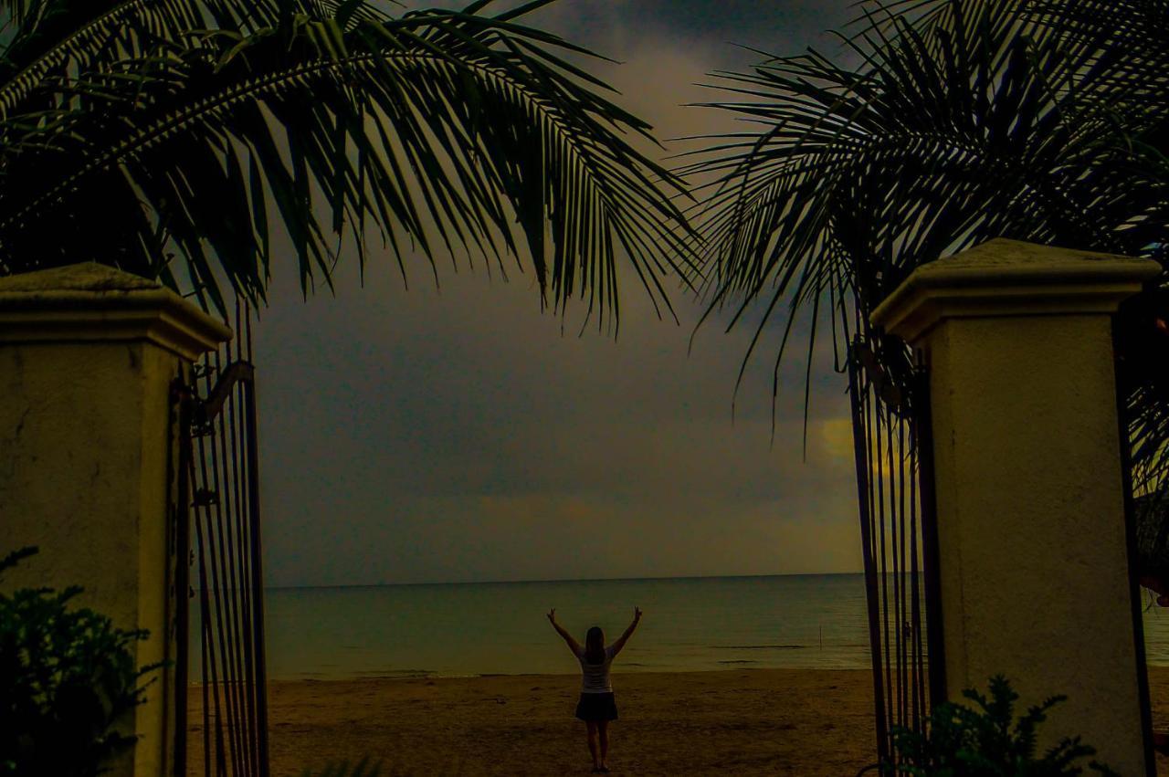 Camaya-An Paradise Beach Resort Malabugas 外观 照片