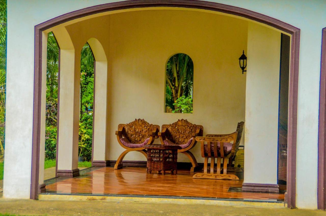 Camaya-An Paradise Beach Resort Malabugas 外观 照片